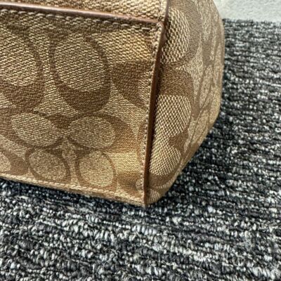 COACH Signature Canvas Brown Shoulder bags Zip bag Leather Crossbody Strap