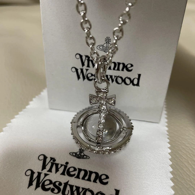 Vivienne Westwood Orb Globe Necklace Silver Clear Accessories Box included New