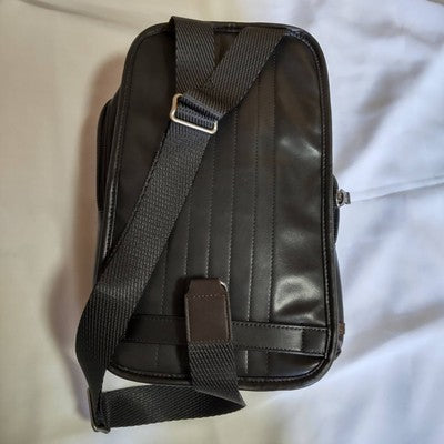 see description chose color tumi Compact Sling Bag 222318 Body Bag One-shoulder