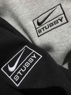 see description size S-L stussy nike Logo Embroidered Crew Neck Sweatshirt