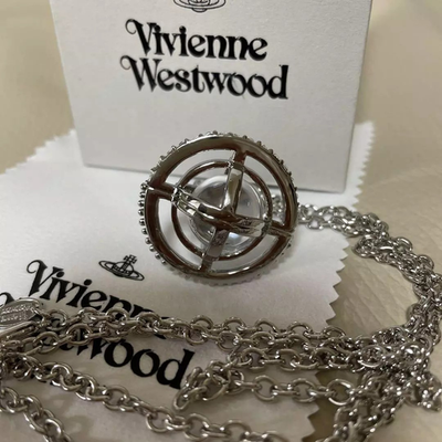 Vivienne Westwood Orb Globe Necklace Silver Clear Accessories Box included New