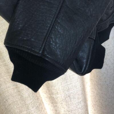 In good condition Vintage Avirex Leather Jacket Genuine Leather Type G2 XS Black