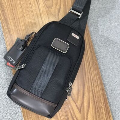 tumi Deluxe Brief Pack Shoulder Bag Business Nylon Black 2223402pp