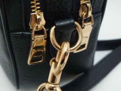 Coach W Zip Shoulder F39856 Shoulder Bag Used