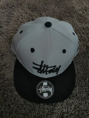 STUSSY Snapback Cap Hat Gray Black logosp