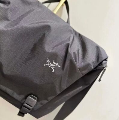 Arcteryx HELIAD 15L  BAG shoulder bag black outdoor