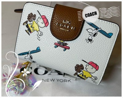 COACH Bi-fold Wallet PEANUTS Snoopy Chalk Multi C4899 CE714 QBE7V