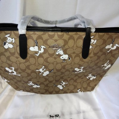 Coach Peanuts Snoopy collaboration Tote Bag Outlet Redwood Beige Blacksp