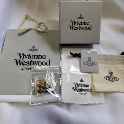 Vivienne Westwood Heart Earrings Elegant Accessories　Gold x Black