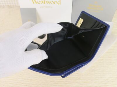 Vivienne Westwood Tri-fold wallet clasp wallet 13VV129