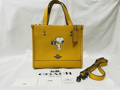 COACH x PEANUTS Dempsey Tote 22 Snoopy gift motif 2way bag CE918 outlet New JP