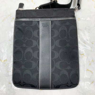 Coach Shoulder Bag Crossbody Women's Signature Pattern Black Leather Zip bag