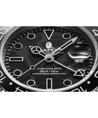 see decription A BATHING APE wristwatch TYPE 2 BAPEX COLOR CAMO Black Red B