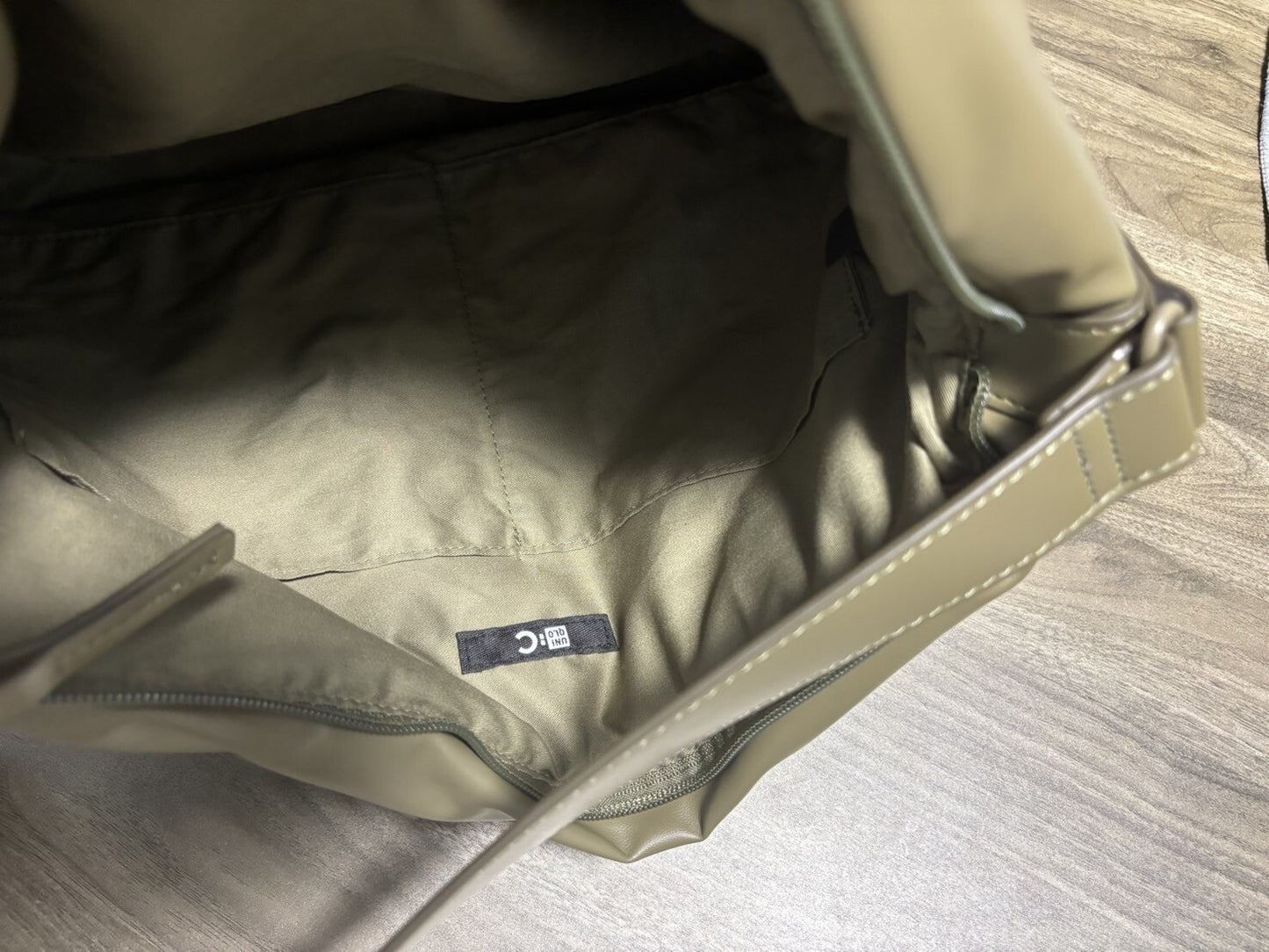 bargain price Uniqlo C Faux Leather Puffy Bag Japan Authentic 468834sp