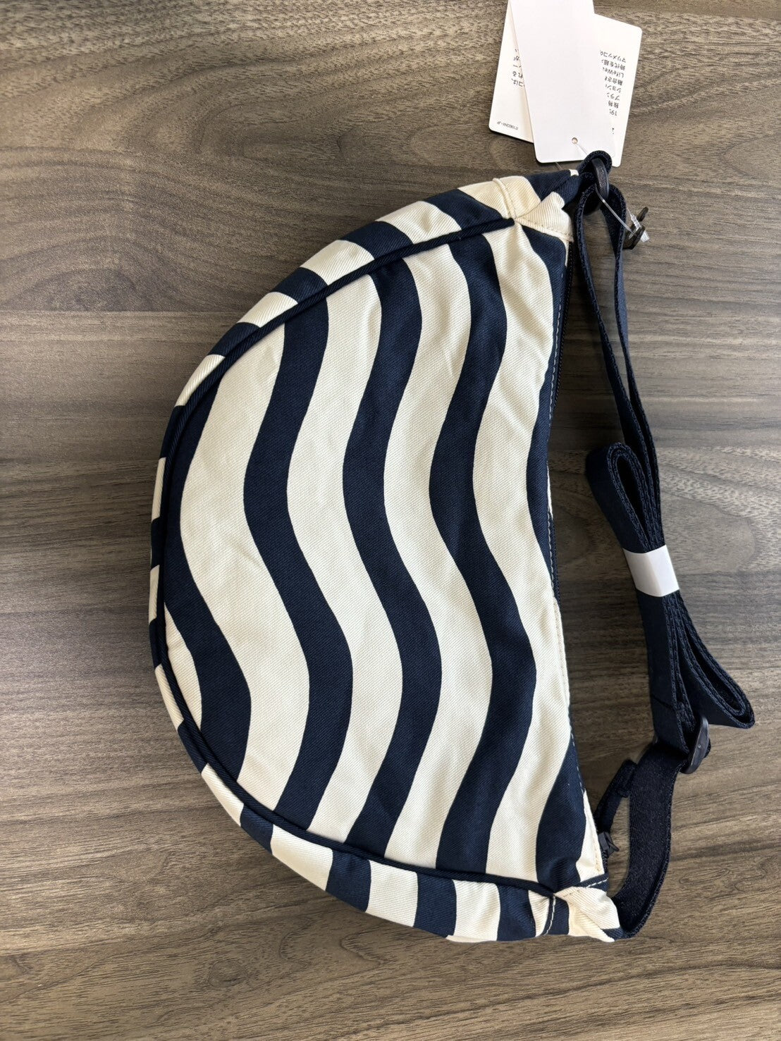 Bargain price Marimekko Uniqlo Collab Round Mini Shoulder Bag 2024 KHAKI　NAVY