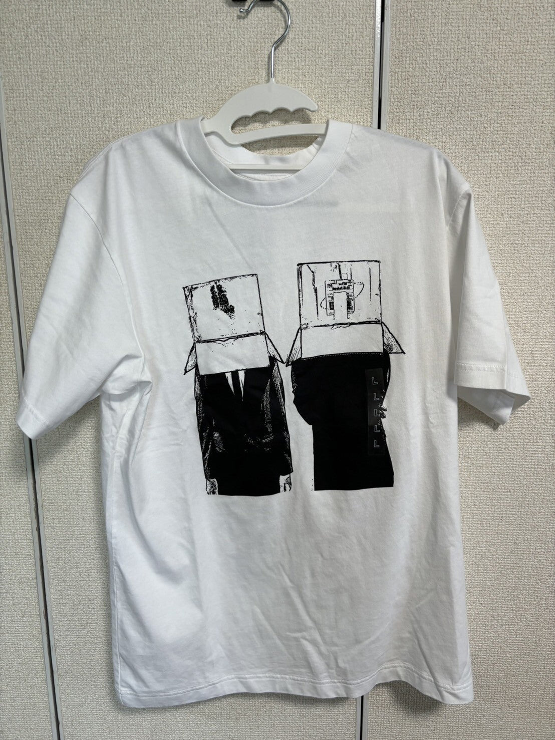 bargain price UNIQLO METAL GEAR SOLID ARCHIVE GRAPHIC UT T-SHIRT in Hand acs