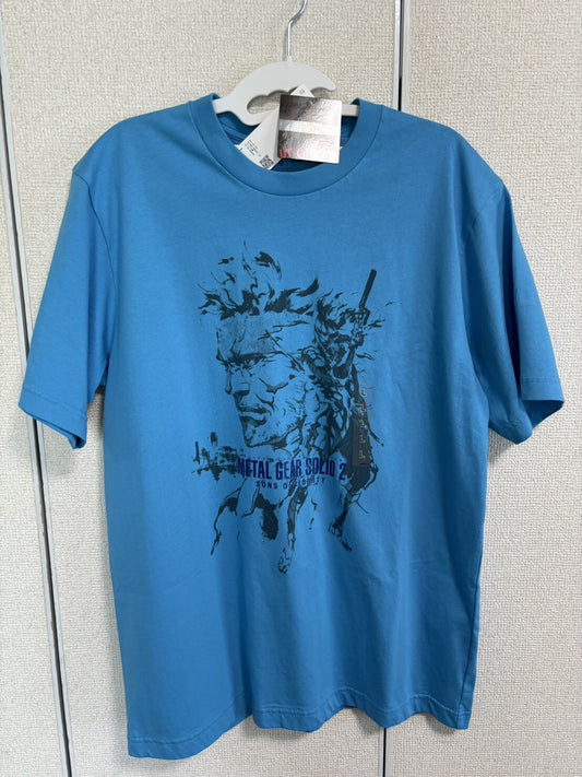 bargain price  UNIQLO METAL GEAR SOLID ARCHIVE GRAPHIC UT T-SHIRT in Hand Blue