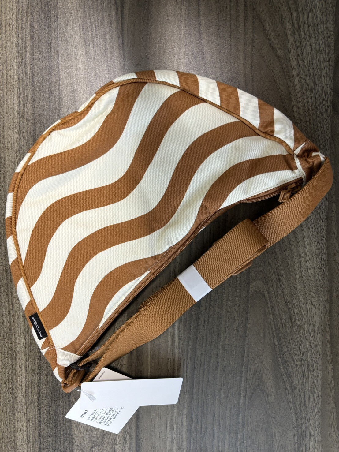 Bargain price Marimekko Uniqlo Collab Round Mini Shoulder Bag 2024 KHAKI　NAVY