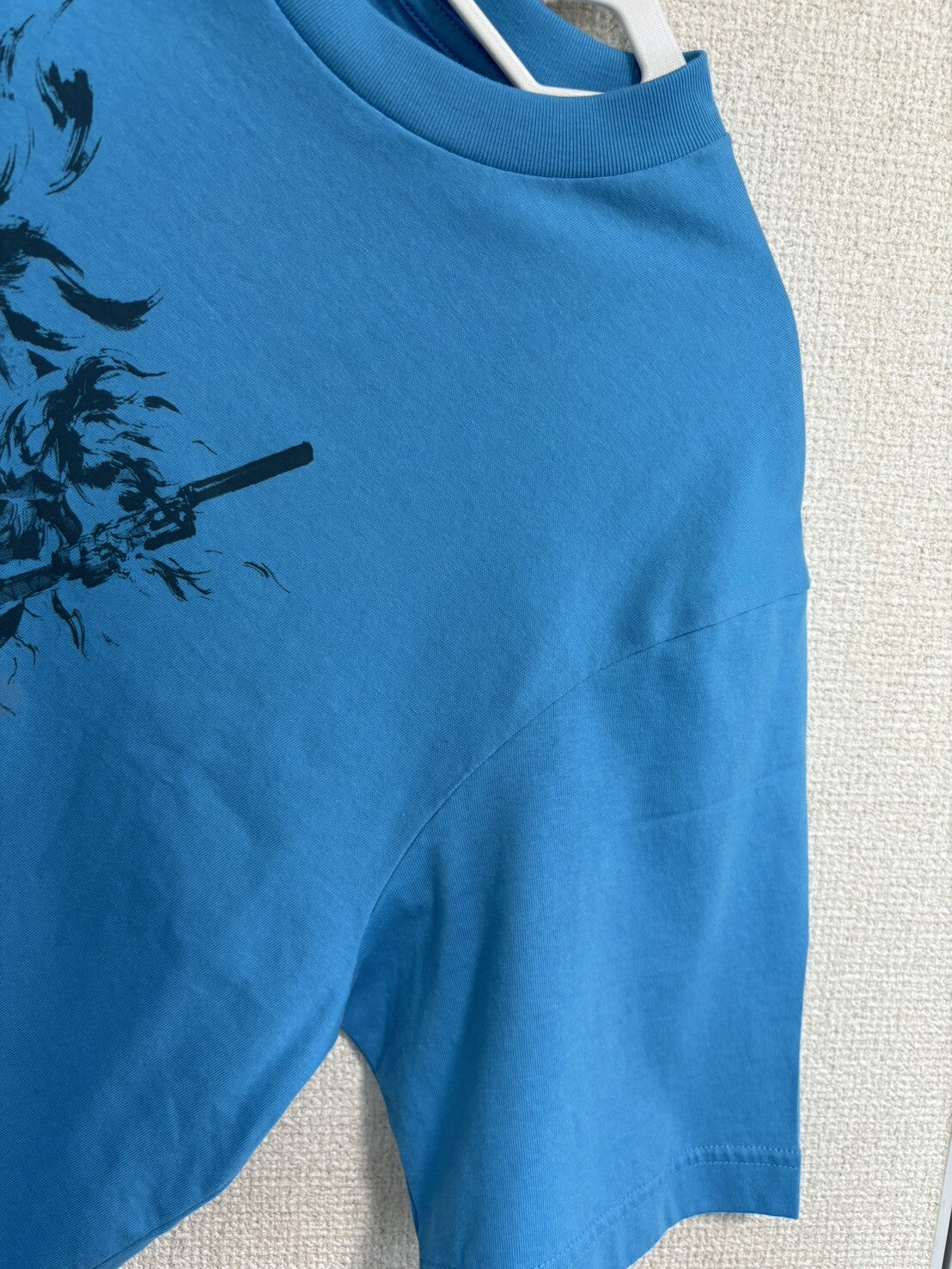 bargain price  UNIQLO METAL GEAR SOLID ARCHIVE GRAPHIC UT T-SHIRT in Hand acs